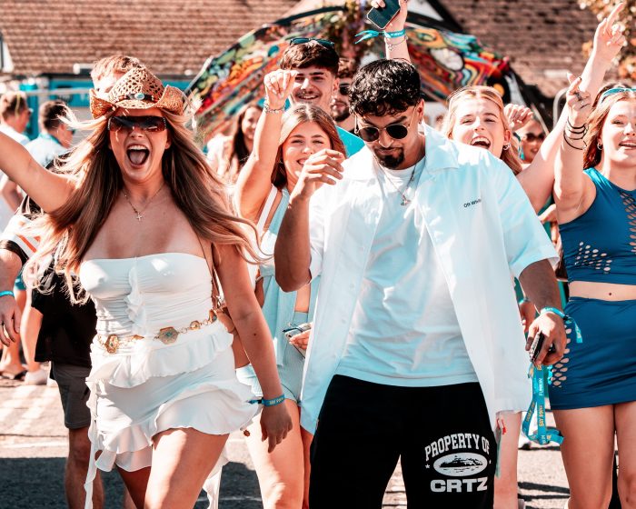 Bay Rocks entering 4